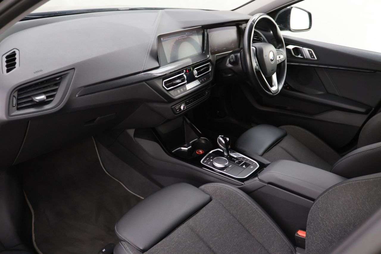 2022 BMW 1 SERIES 2022 BMW 1 SERIES