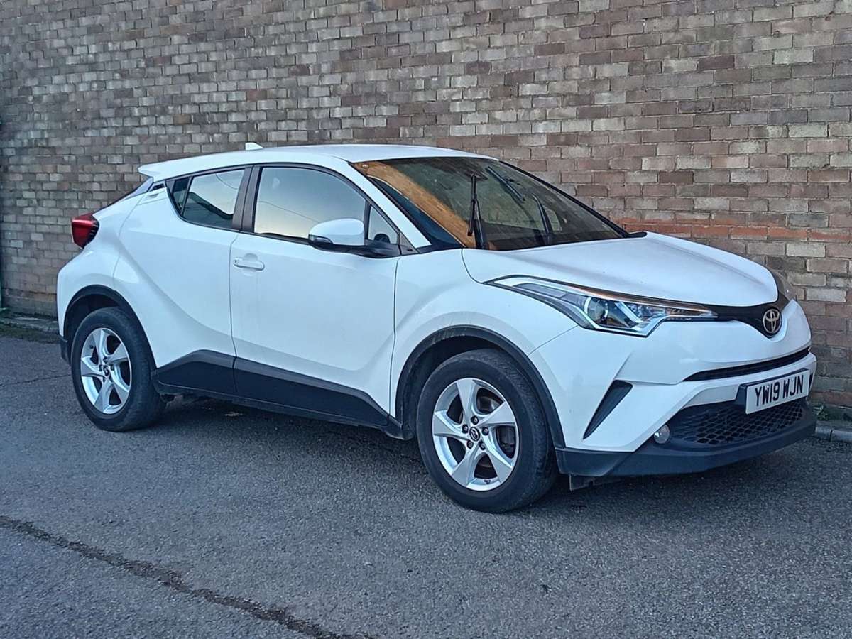 Check out this Toyota C-hr 2019 Petrol Manual