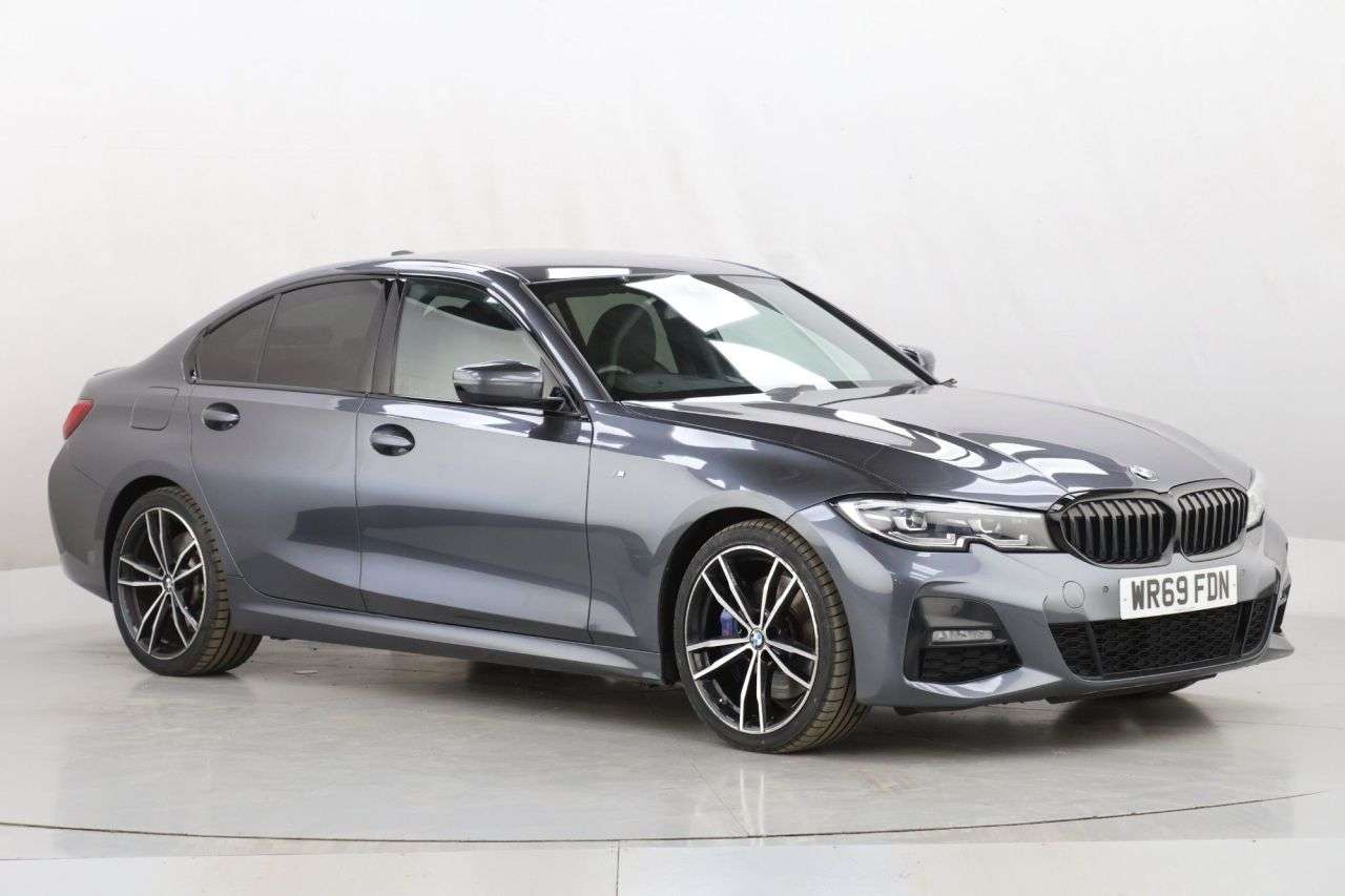 A 2019 BMW 3 SERIES 2.0 320i M Sport Saloon 4dr Petrol Auto Euro 6 (s/s) (184 ps) A 2019 BMW 3 SERIES 2.0 320i M Sport Saloon 4dr Petrol Auto Euro 6 (s/s) (184 ps)