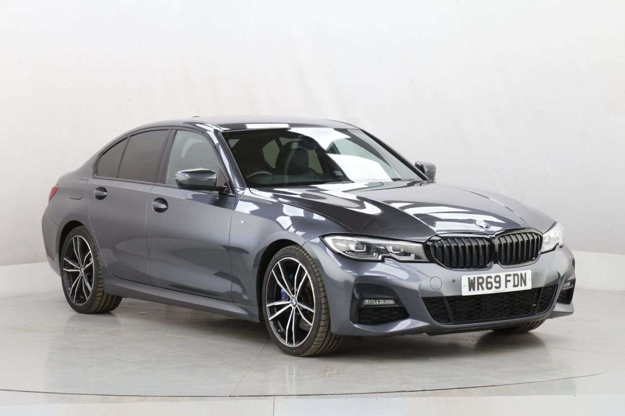 A 2019 BMW 3 SERIES 2.0 320i M Sport Saloon 4dr Petrol Auto Euro 6 (s/s) (184 ps) A 2019 BMW 3 SERIES 2.0 320i M Sport Saloon 4dr Petrol Auto Euro 6 (s/s) (184 ps)
