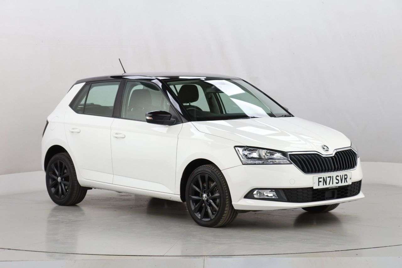 A 2021 SKODA FABIA 1.0 TSI Colour Edition Hatchback 5dr Petrol DSG Euro 6 (s/s) (95 ps) A 2021 SKODA FABIA 1.0 TSI Colour Edition Hatchback 5dr Petrol DSG Euro 6 (s/s) (95 ps)