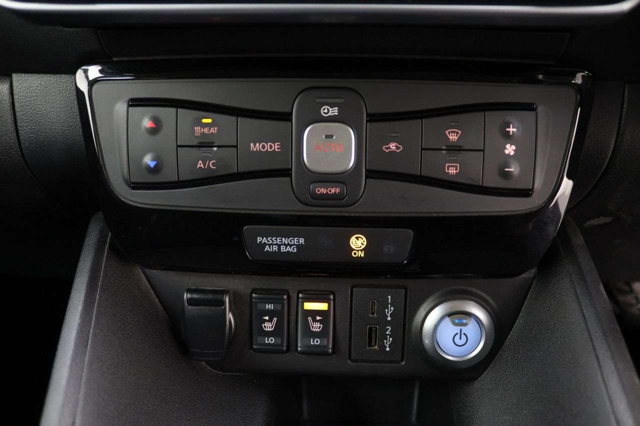 2021 NISSAN LEAF 2021 NISSAN LEAF