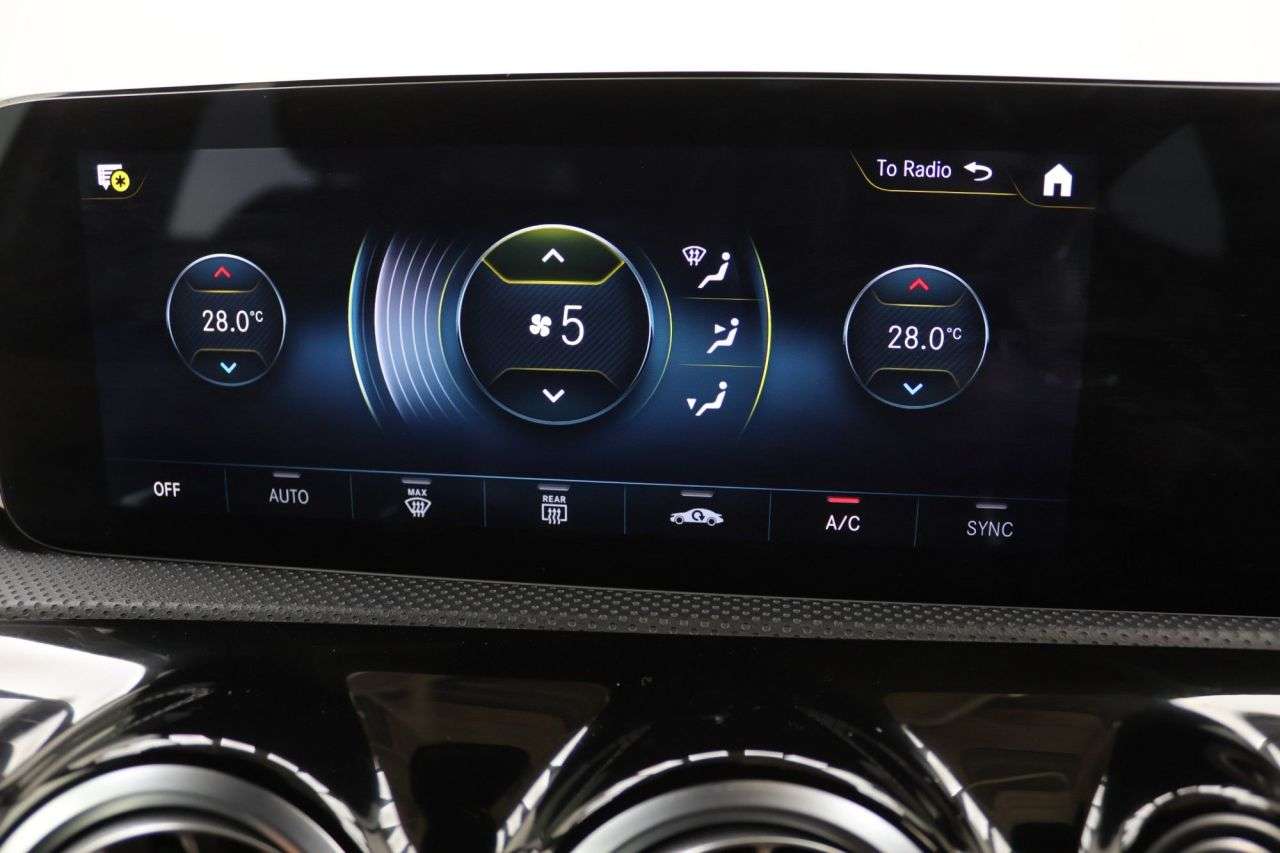 2021 MERCEDES-BENZ A CLASS 2021 MERCEDES-BENZ A CLASS