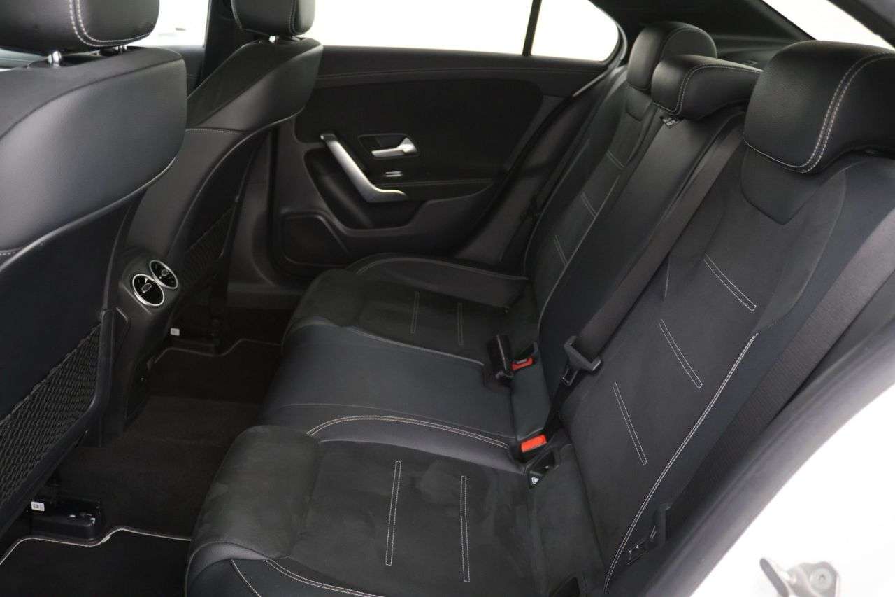 2021 MERCEDES-BENZ A CLASS 2021 MERCEDES-BENZ A CLASS