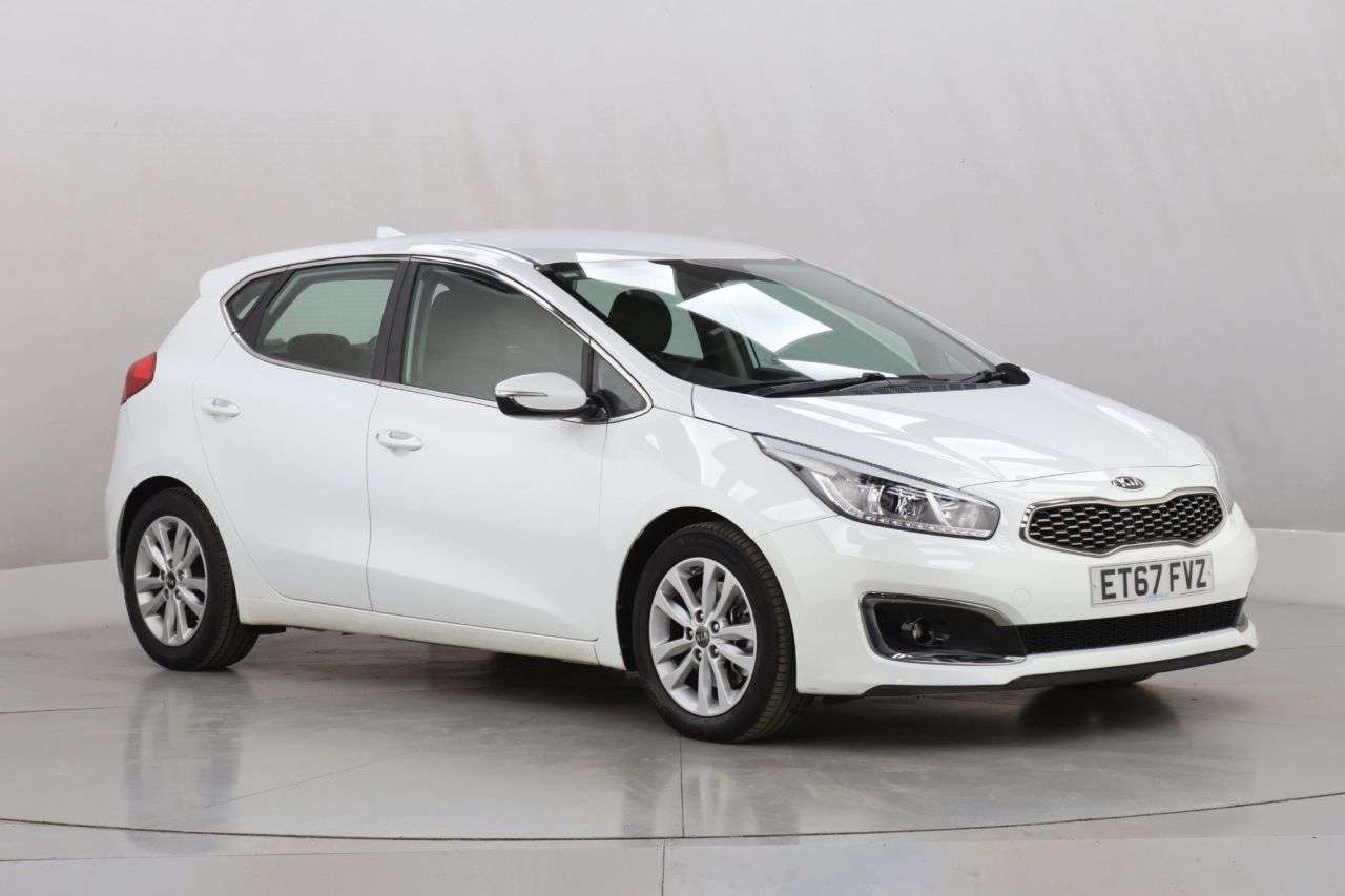 A 2018 KIA CEED 1.6 CRDi 2 Hatchback 5dr Diesel Manual Euro 6 (s/s) (134 bhp) A 2018 KIA CEED 1.6 CRDi 2 Hatchback 5dr Diesel Manual Euro 6 (s/s) (134 bhp)