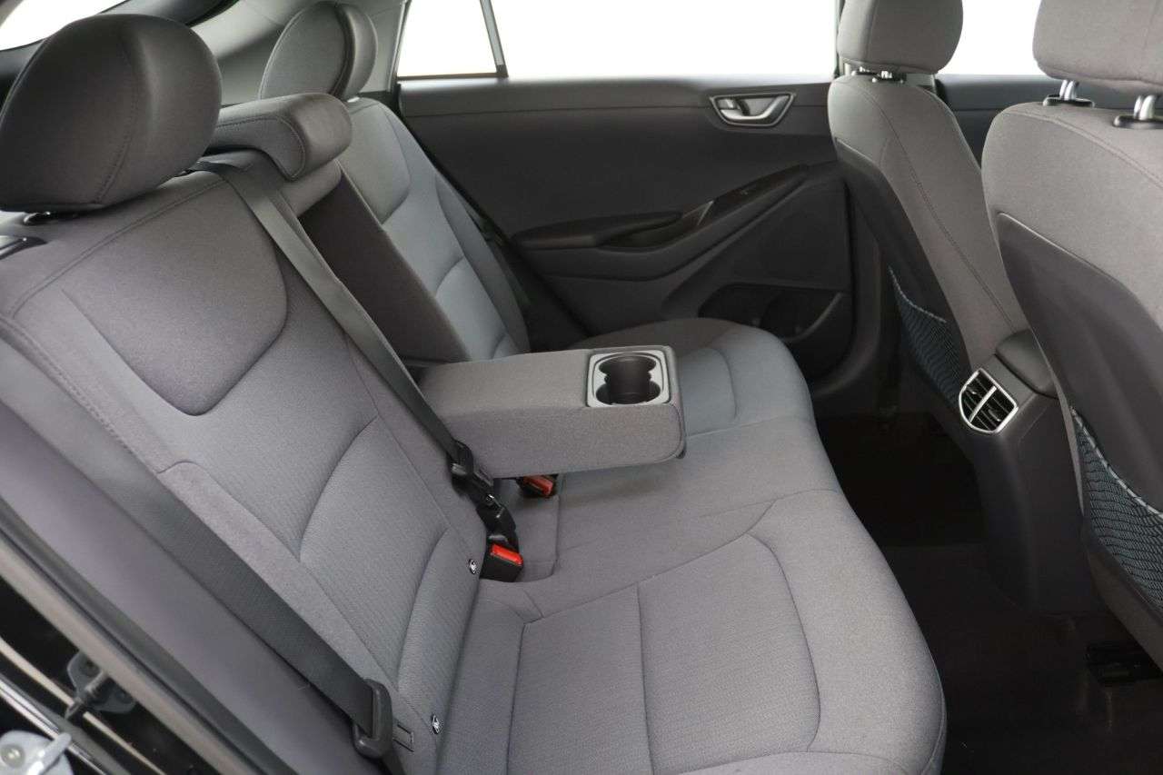 2021 HYUNDAI IONIQ 2021 HYUNDAI IONIQ