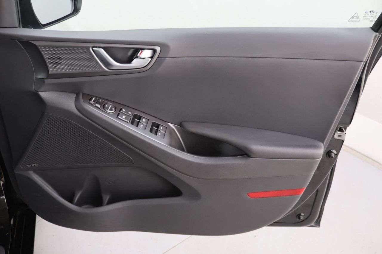 2021 HYUNDAI IONIQ 2021 HYUNDAI IONIQ