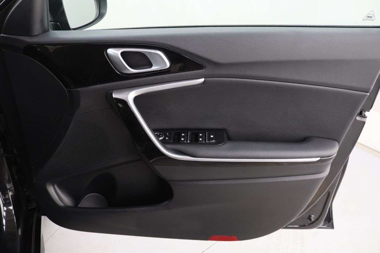 2021 KIA PROCEED 2021 KIA PROCEED