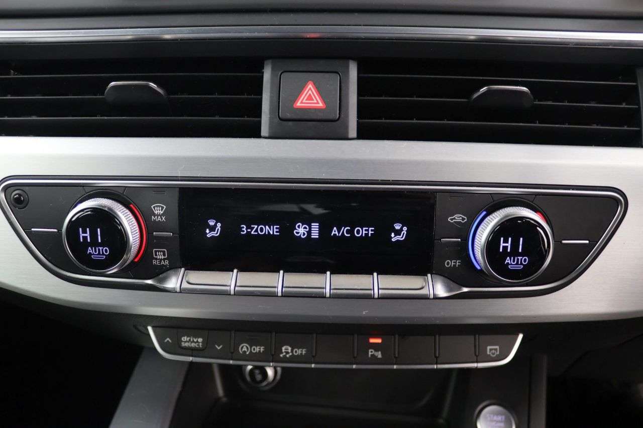 2016 AUDI A4 2016 AUDI A4