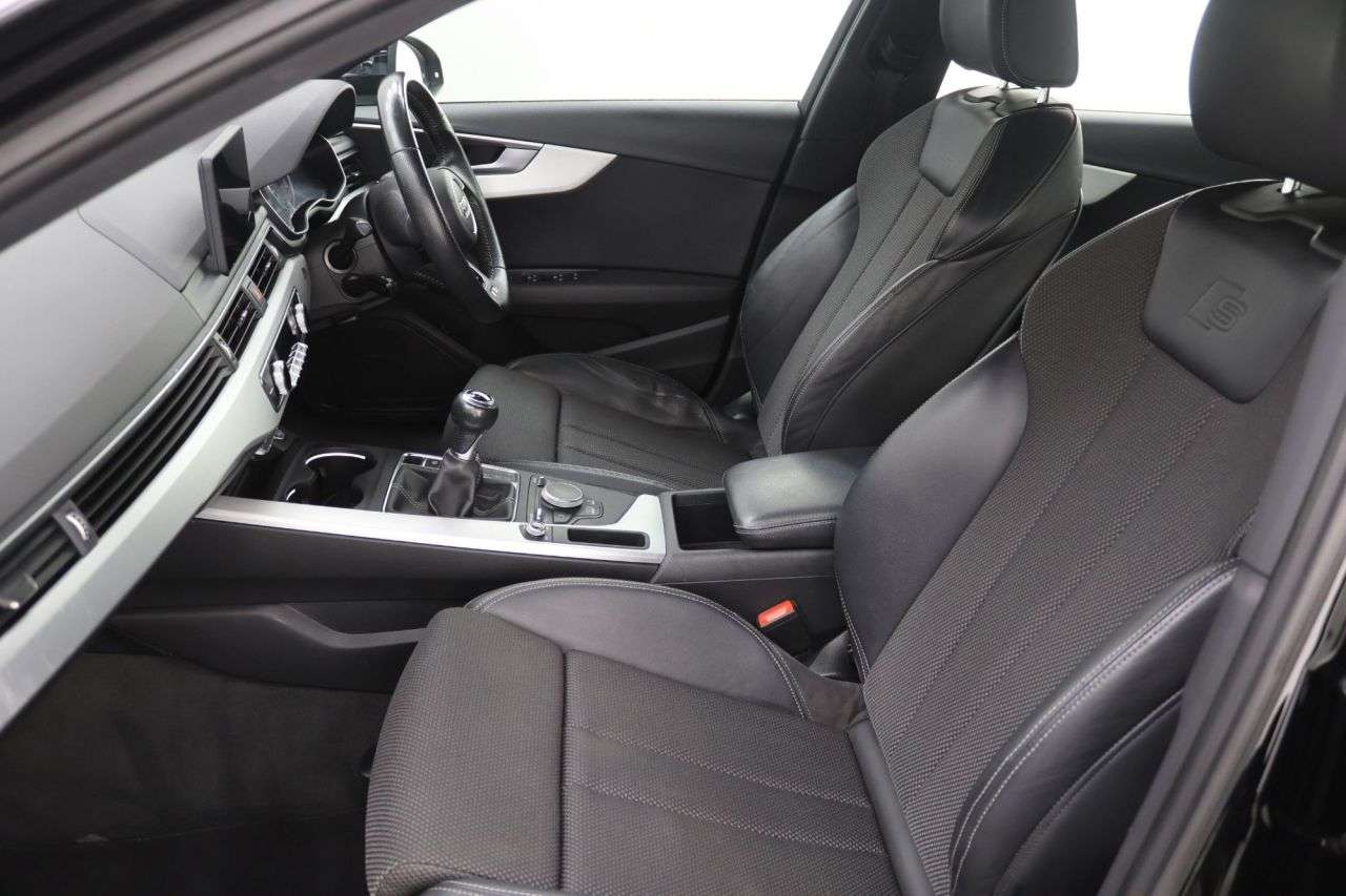 2016 AUDI A4 2016 AUDI A4