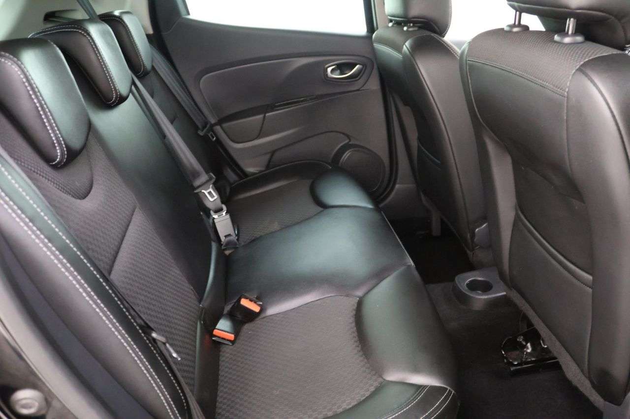 2019 RENAULT CLIO 2019 RENAULT CLIO