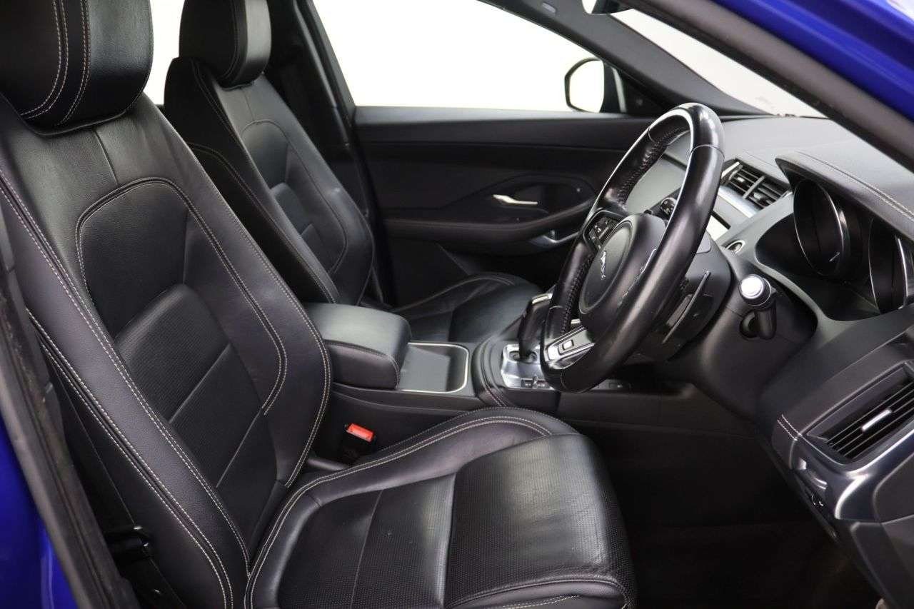 2018 JAGUAR E-PACE 2018 JAGUAR E-PACE