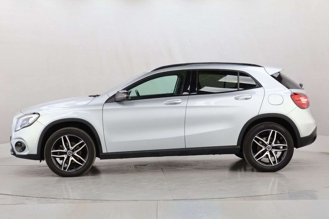 2019 MERCEDES-BENZ GLA CLASS 2019 MERCEDES-BENZ GLA CLASS