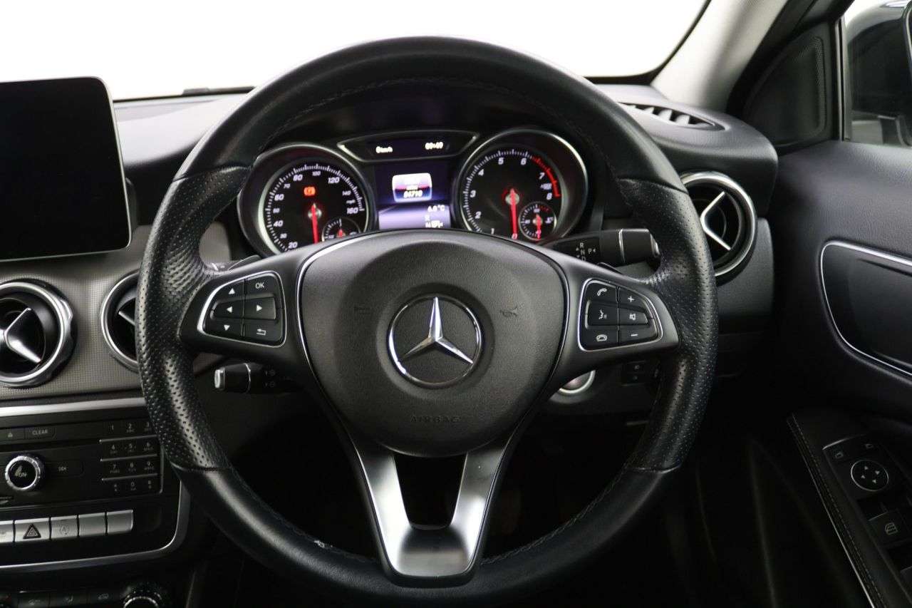 2019 MERCEDES-BENZ GLA CLASS 2019 MERCEDES-BENZ GLA CLASS