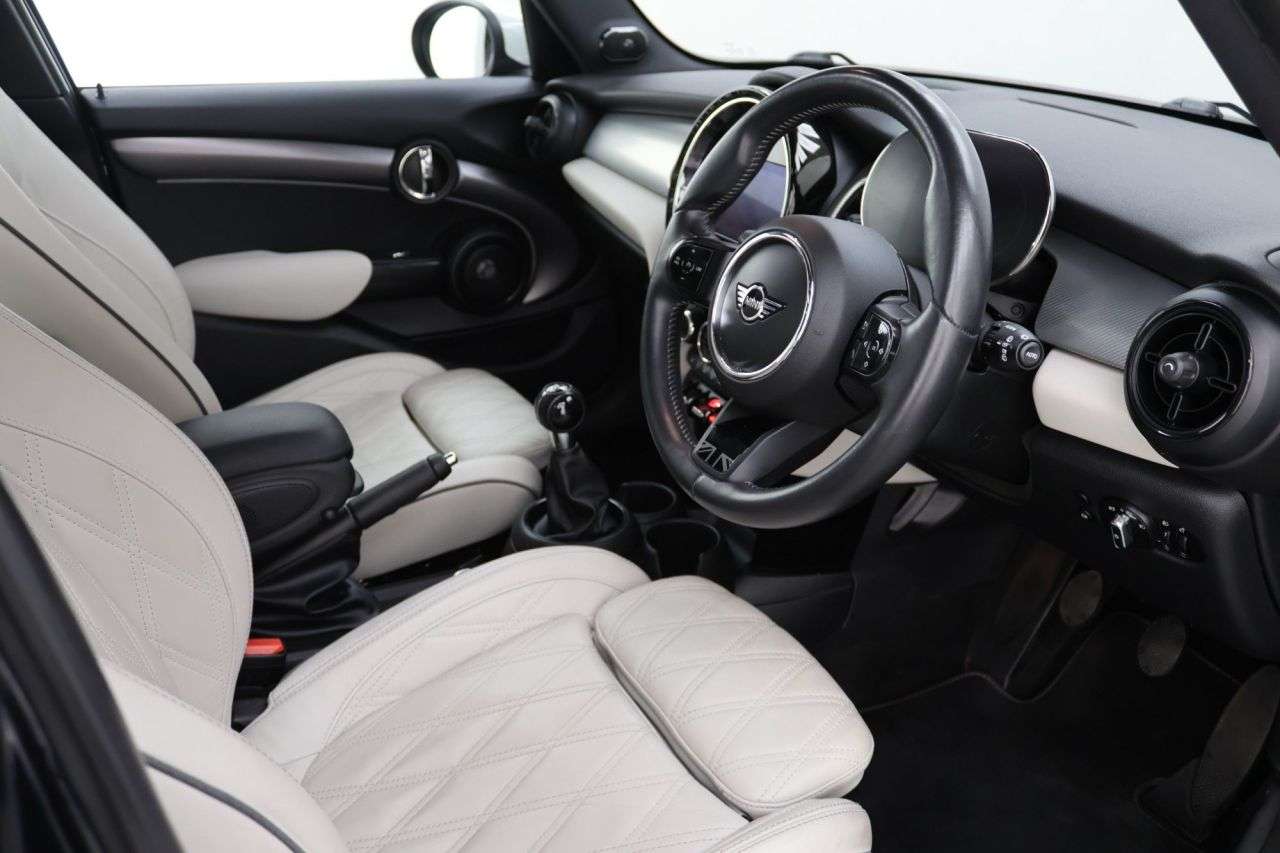 2021 MINI HATCH 2021 MINI HATCH