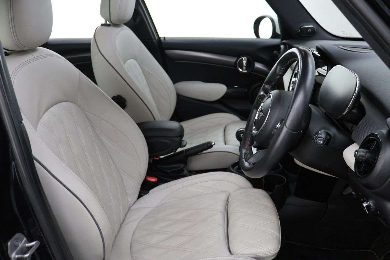 2021 MINI HATCH 2021 MINI HATCH