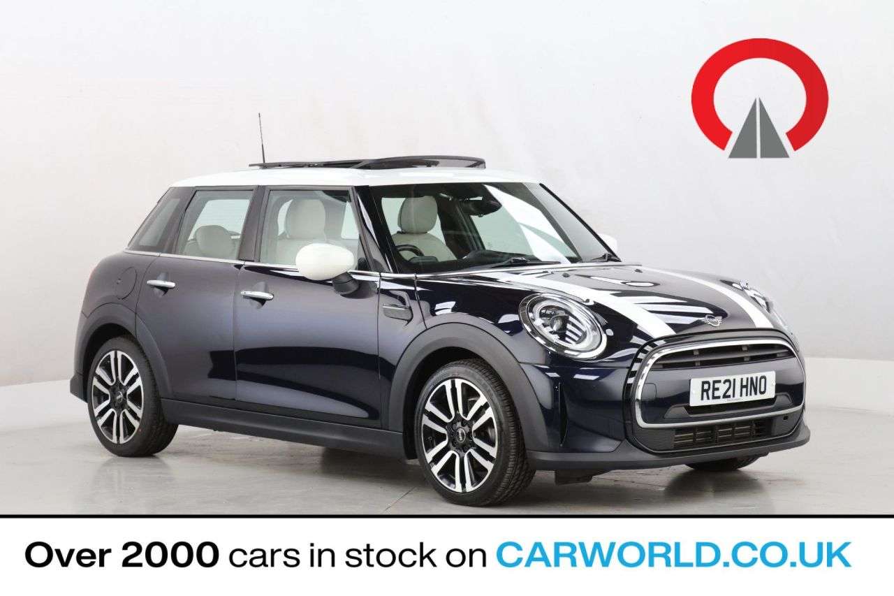 A 2021 MINI HATCH 1.5 Cooper Exclusive Hatchback 5dr Petrol Manual Euro 6 (s/s) (136 ps) A 2021 MINI HATCH 1.5 Cooper Exclusive Hatchback 5dr Petrol Manual Euro 6 (s/s) (136 ps)