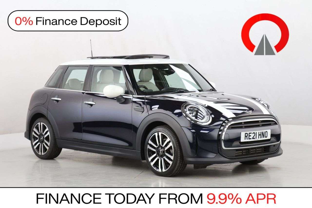 A 2021 MINI HATCH 1.5 Cooper Exclusive Hatchback 5dr Petrol Manual Euro 6 (s/s) (136 ps) A 2021 MINI HATCH 1.5 Cooper Exclusive Hatchback 5dr Petrol Manual Euro 6 (s/s) (136 ps)