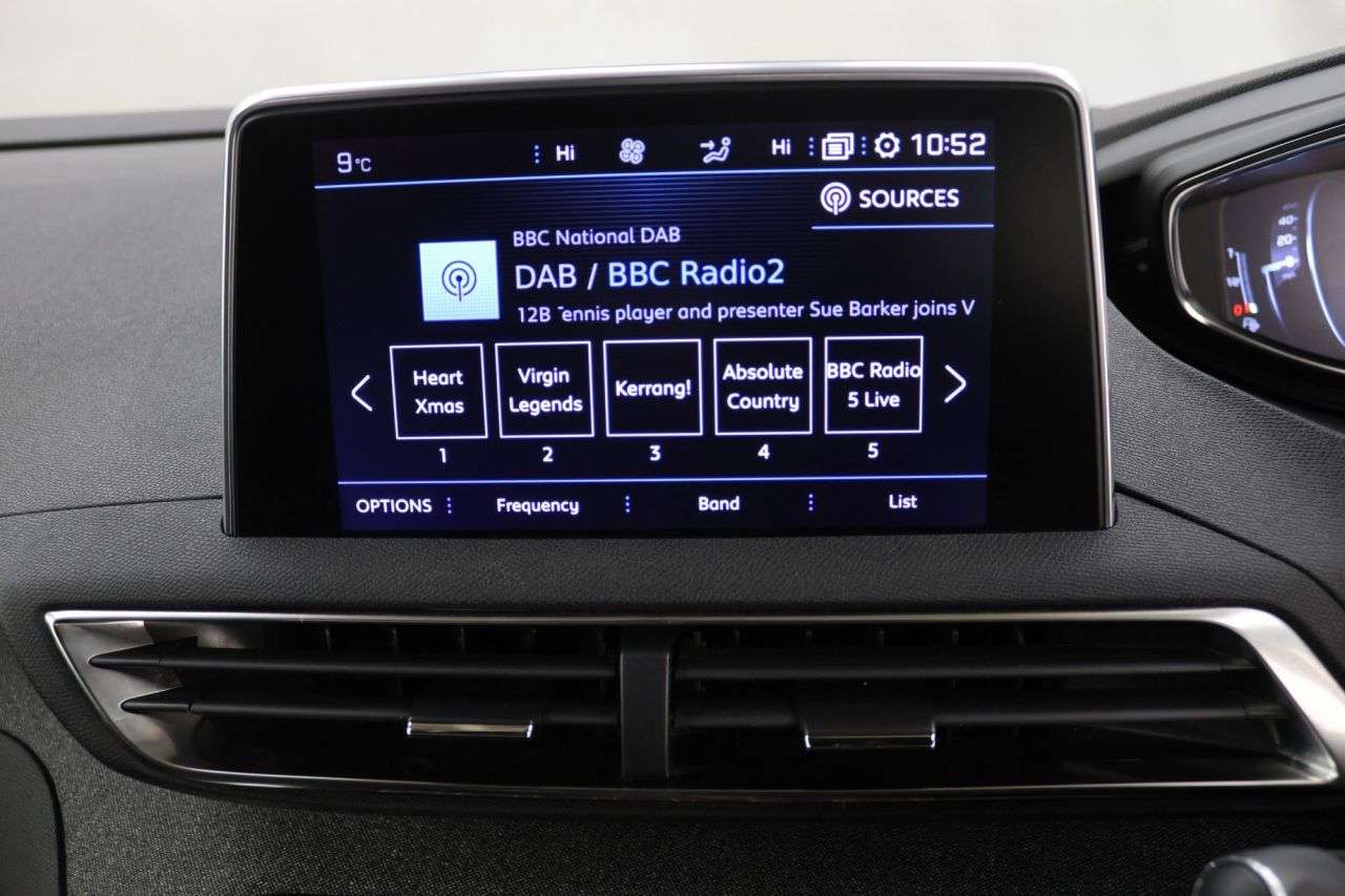 2020 PEUGEOT 3008 2020 PEUGEOT 3008