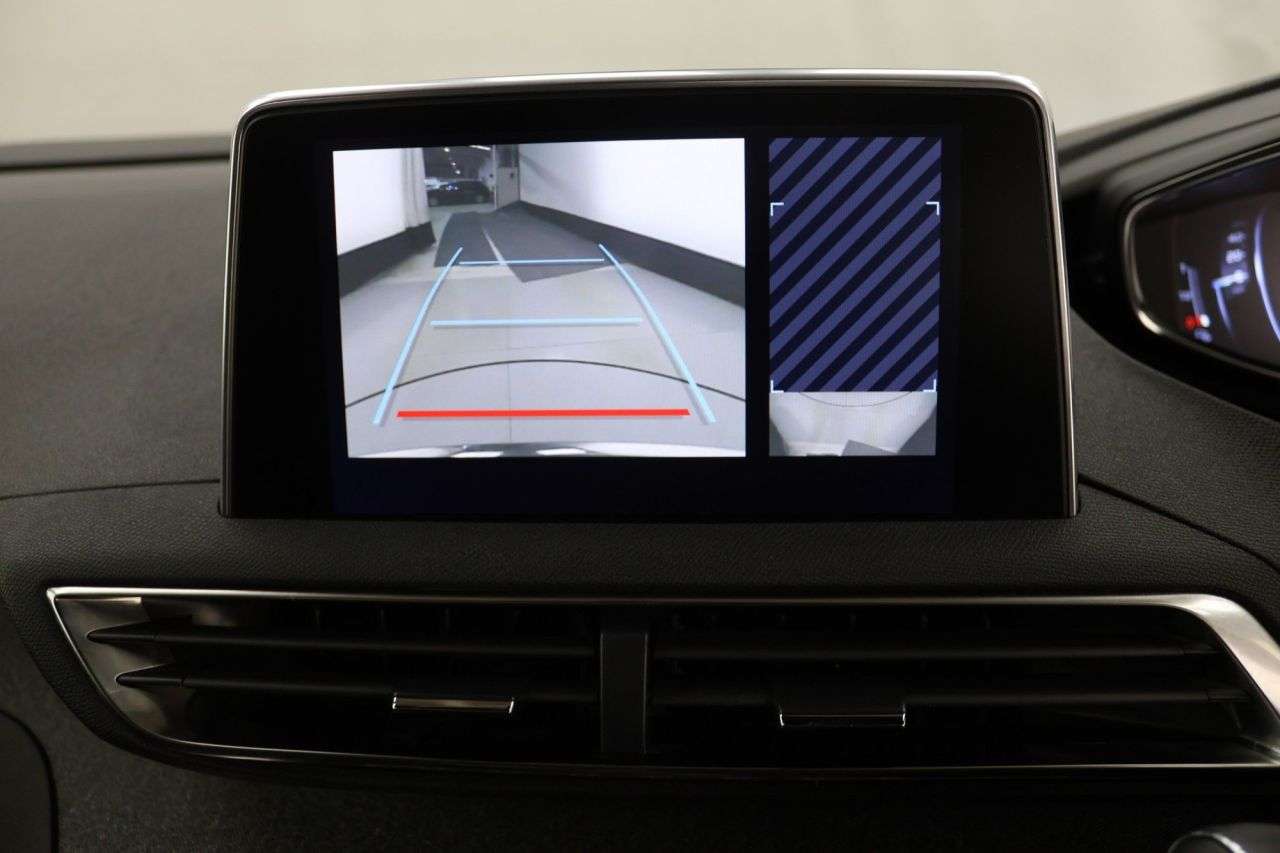 2020 PEUGEOT 3008 2020 PEUGEOT 3008