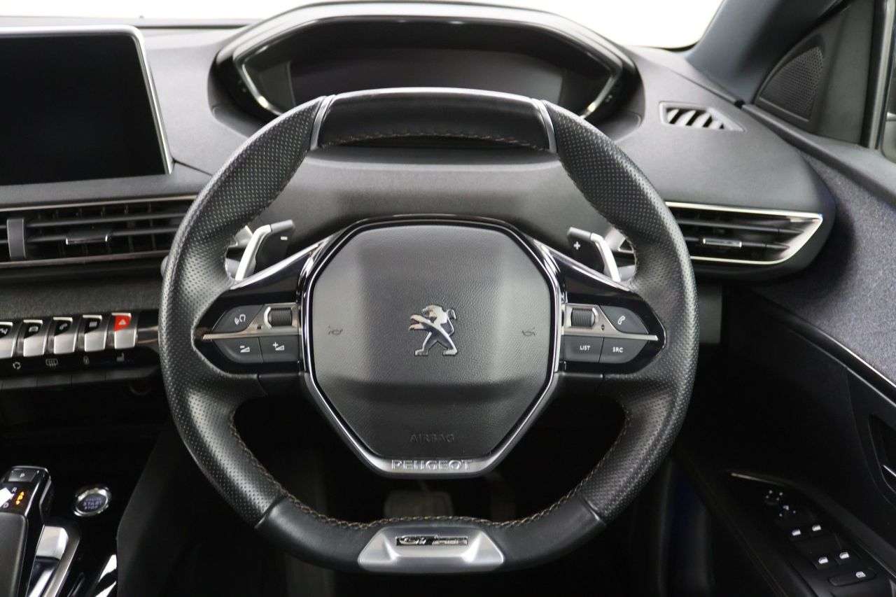 2020 PEUGEOT 3008 2020 PEUGEOT 3008