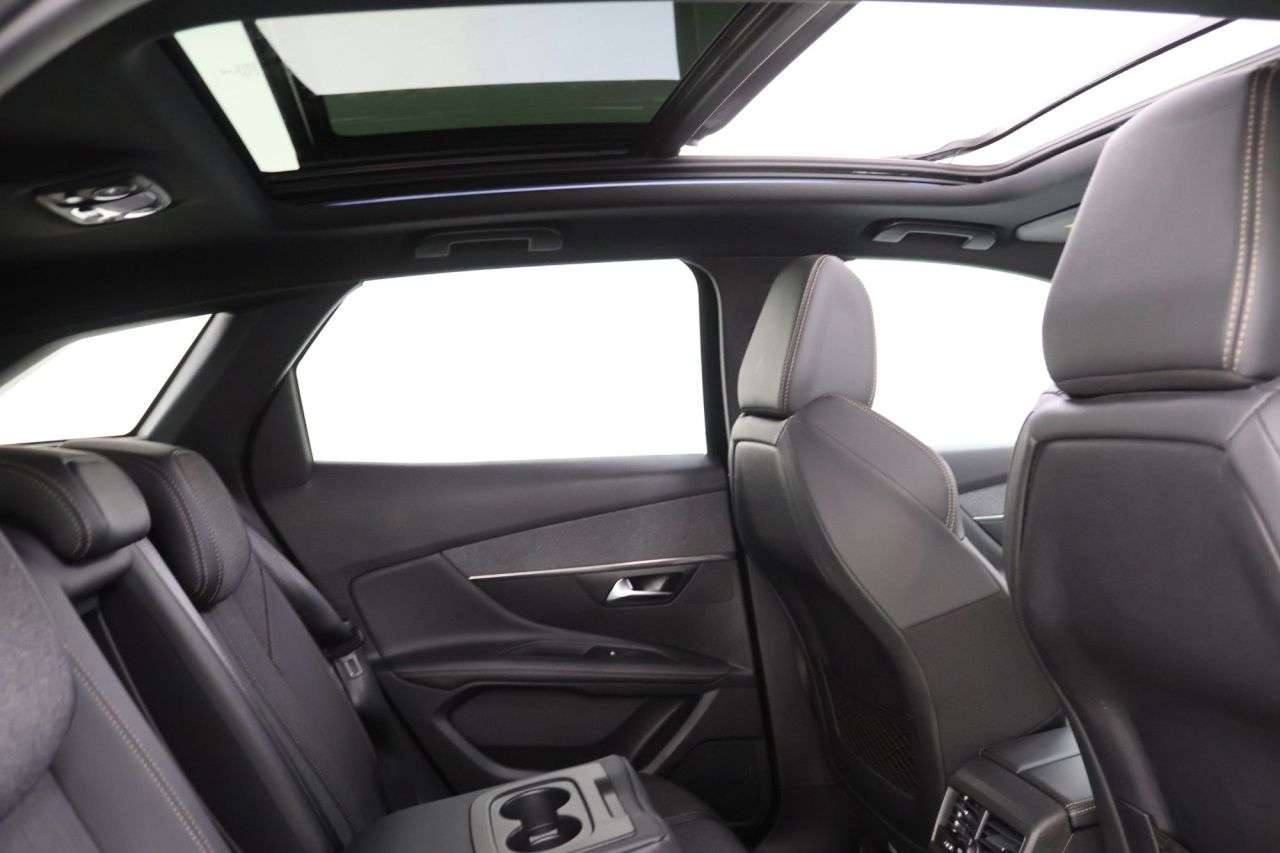 A 2020 PEUGEOT 3008 1.2 PureTech GT Line Premium SUV 5dr Petrol EAT Euro 6 (s/s) (130 ps) A 2020 PEUGEOT 3008 1.2 PureTech GT Line Premium SUV 5dr Petrol EAT Euro 6 (s/s) (130 ps)