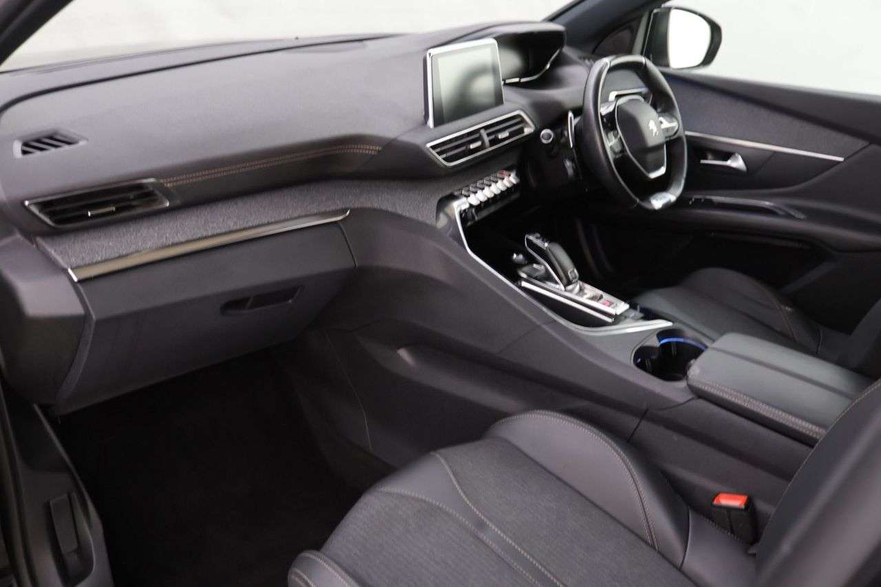 2020 PEUGEOT 3008 2020 PEUGEOT 3008