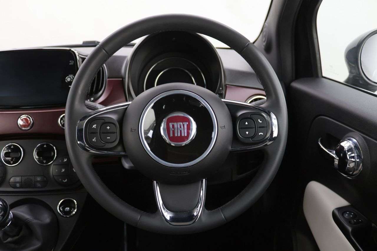 2021 FIAT 500 2021 FIAT 500