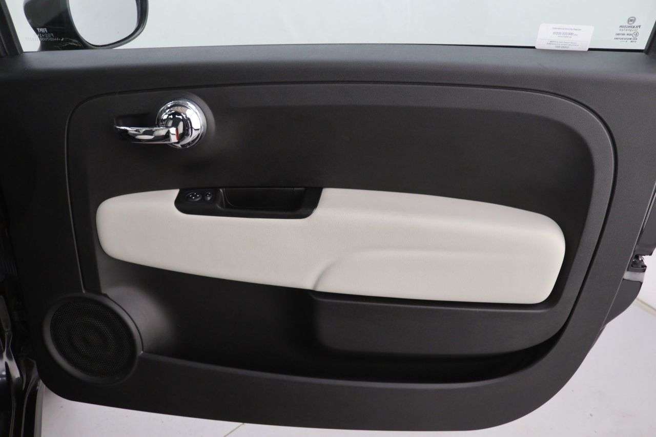 2021 FIAT 500 2021 FIAT 500