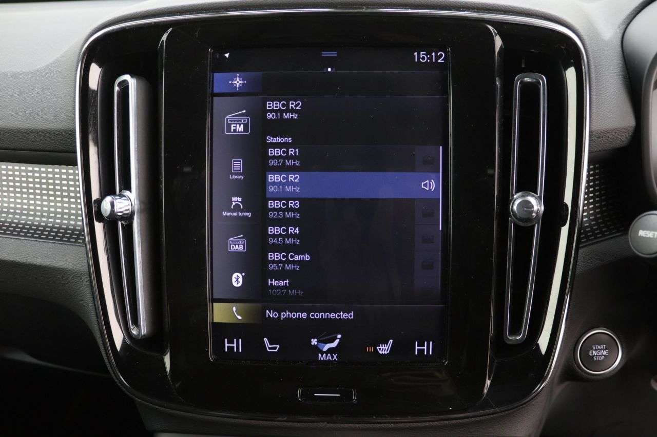 2019 VOLVO XC40 2019 VOLVO XC40