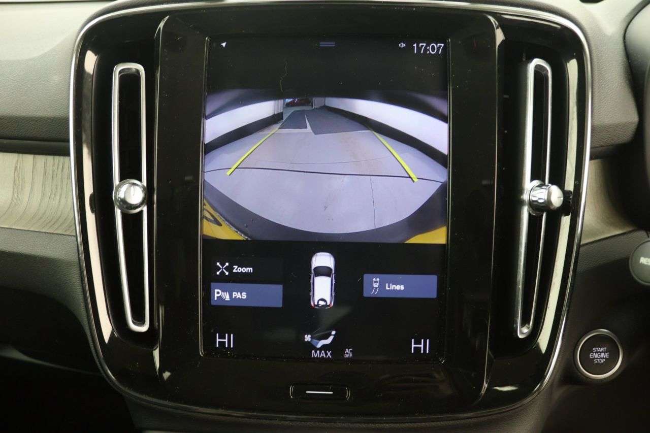 2018 VOLVO XC40 2018 VOLVO XC40