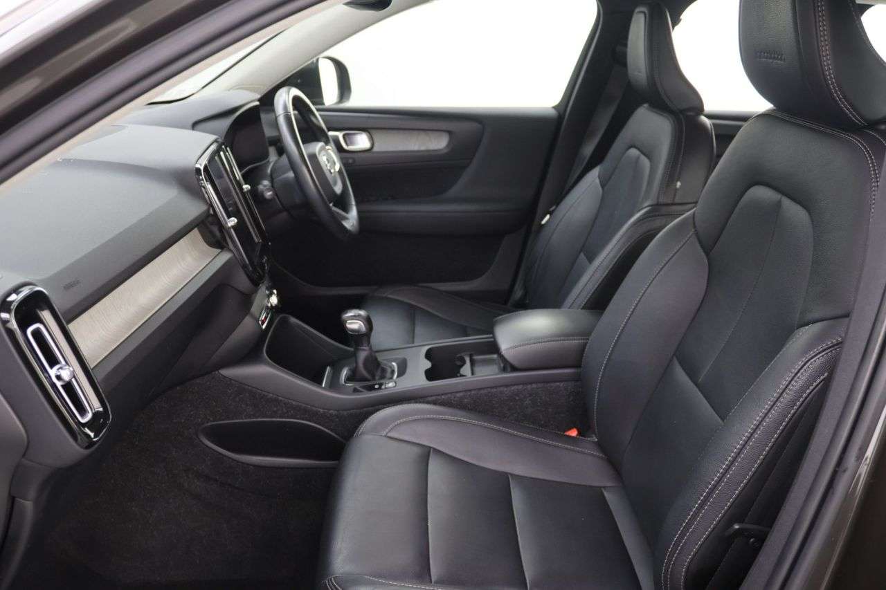 2018 VOLVO XC40 2018 VOLVO XC40