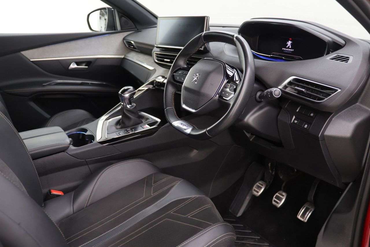 2021 PEUGEOT 3008 2021 PEUGEOT 3008