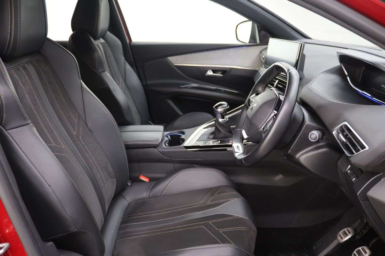 2021 PEUGEOT 3008 2021 PEUGEOT 3008