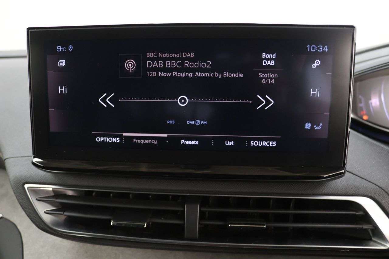 2021 PEUGEOT 3008 2021 PEUGEOT 3008