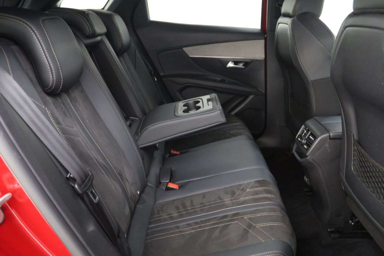 2021 PEUGEOT 3008 2021 PEUGEOT 3008