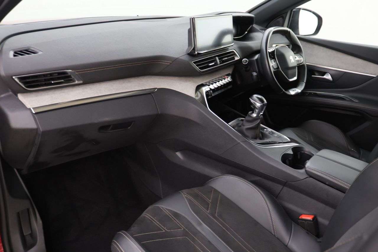 2021 PEUGEOT 3008 2021 PEUGEOT 3008