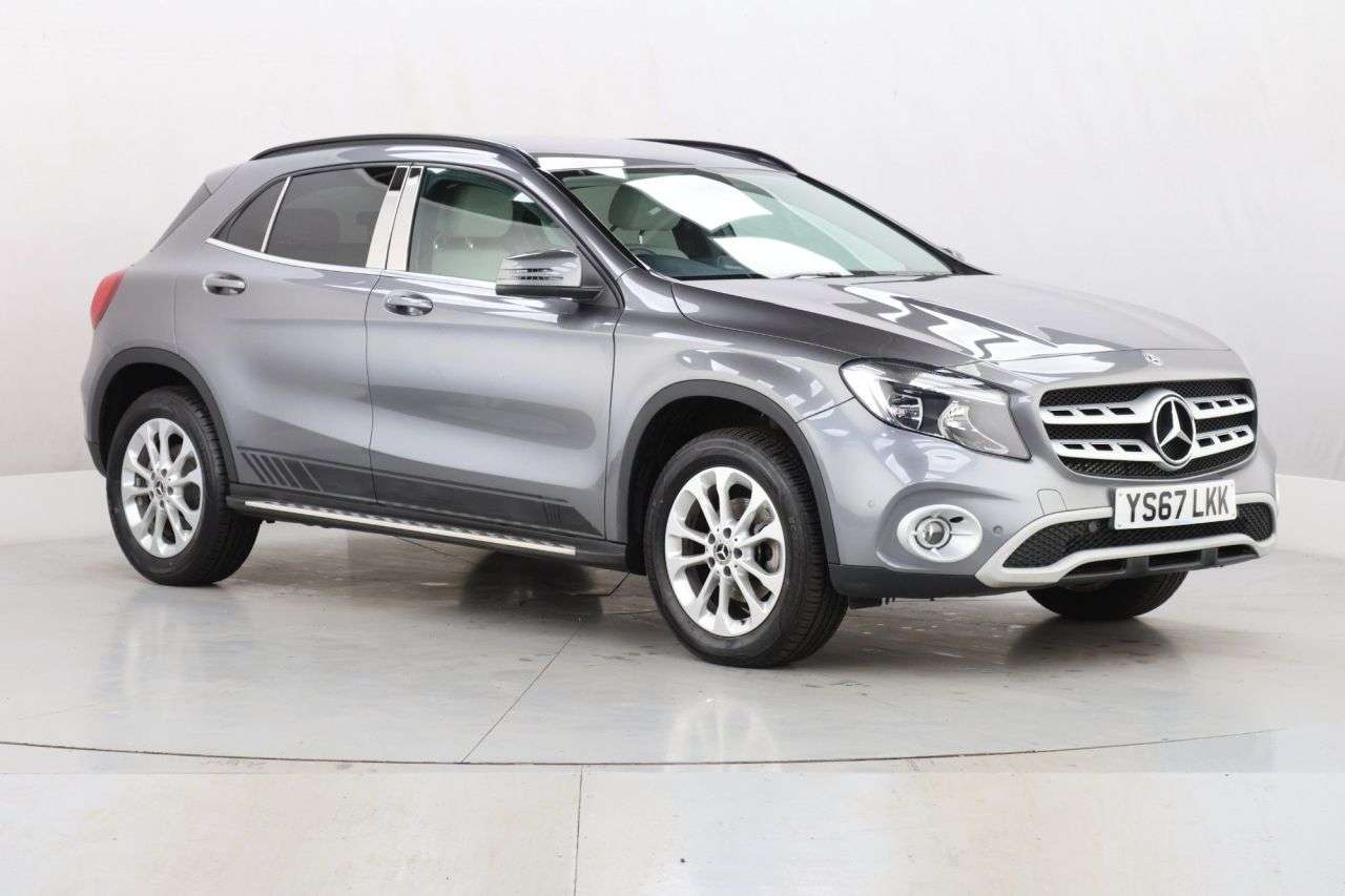 A 2018 MERCEDES-BENZ GLA CLASS 1.6 GLA200 SE (Executive) SUV 5dr Petrol 7G-DCT Euro 6 (s/s) (156 ps) A 2018 MERCEDES-BENZ GLA CLASS 1.6 GLA200 SE (Executive) SUV 5dr Petrol 7G-DCT Euro 6 (s/s) (156 ps)
