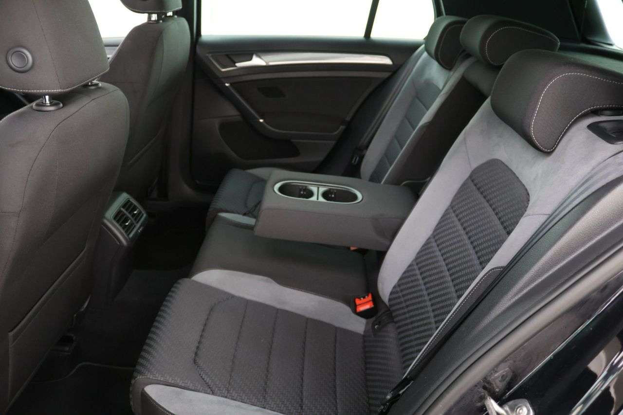 2020 VOLKSWAGEN GOLF 2020 VOLKSWAGEN GOLF