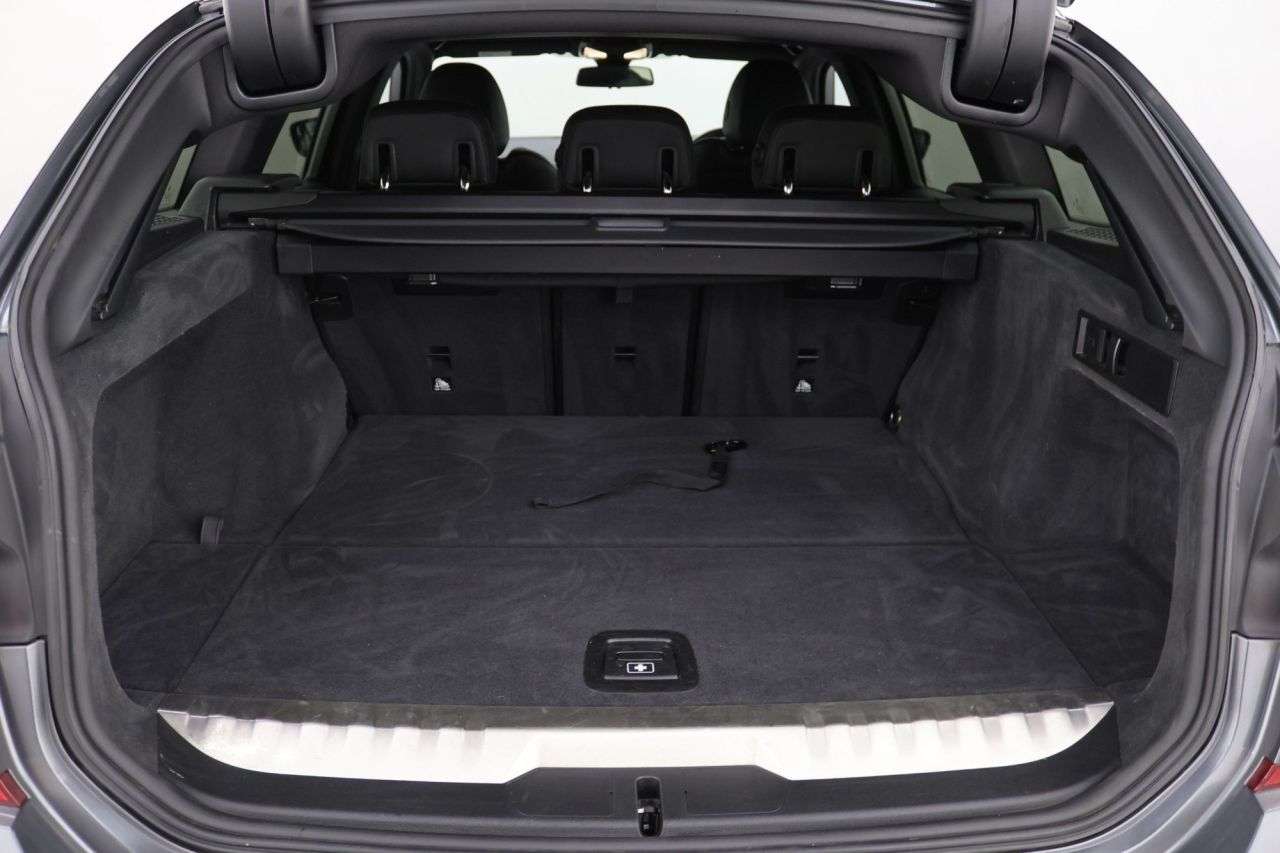 2021 BMW 3 SERIES 2021 BMW 3 SERIES