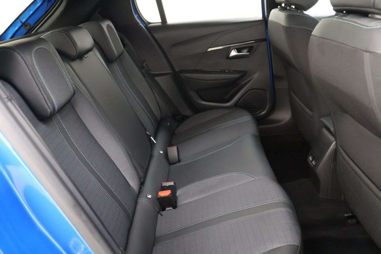 2022 PEUGEOT 208 2022 PEUGEOT 208