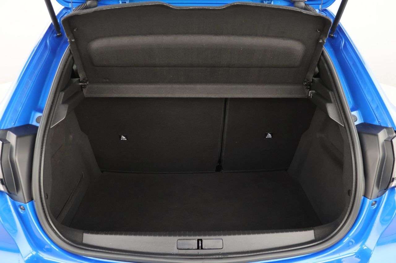 2022 PEUGEOT 208 2022 PEUGEOT 208