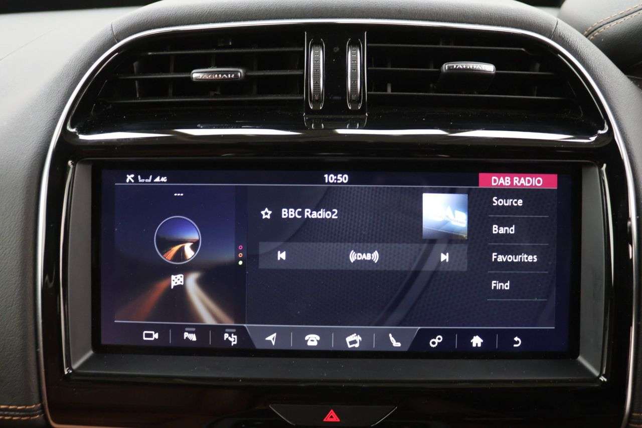 2020 JAGUAR XE 2020 JAGUAR XE