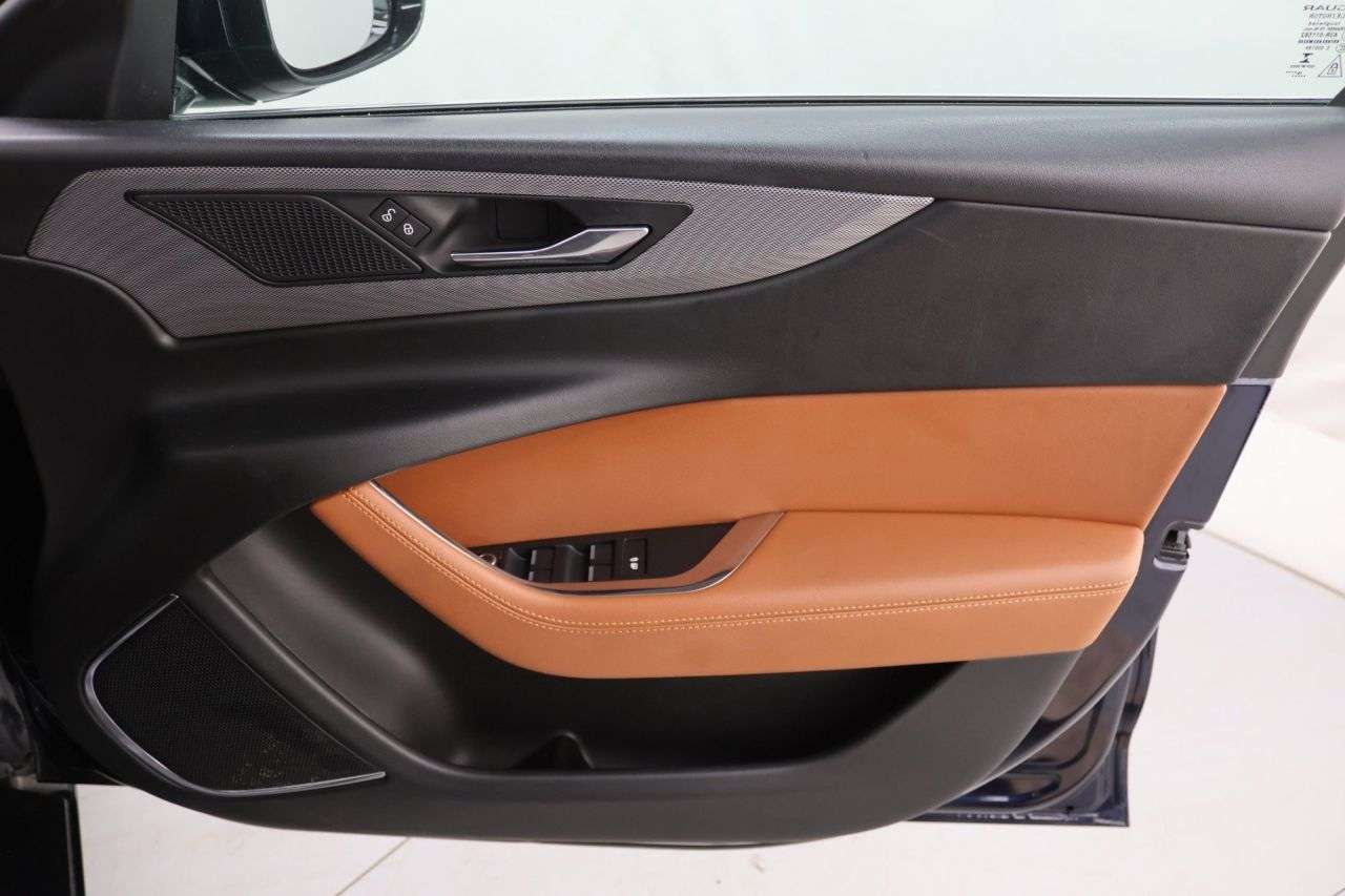 2020 JAGUAR XE 2020 JAGUAR XE