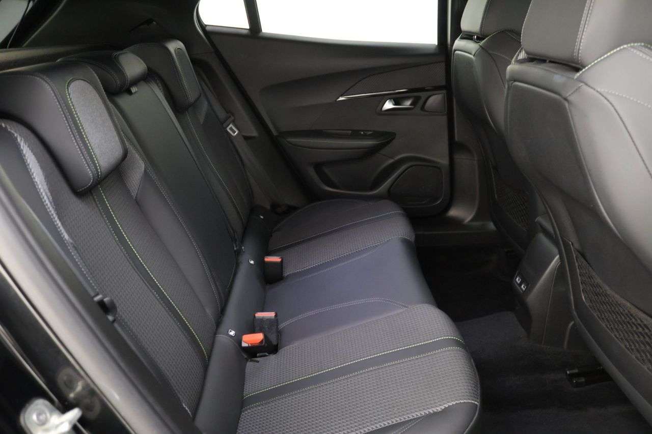 2021 PEUGEOT 2008 2021 PEUGEOT 2008