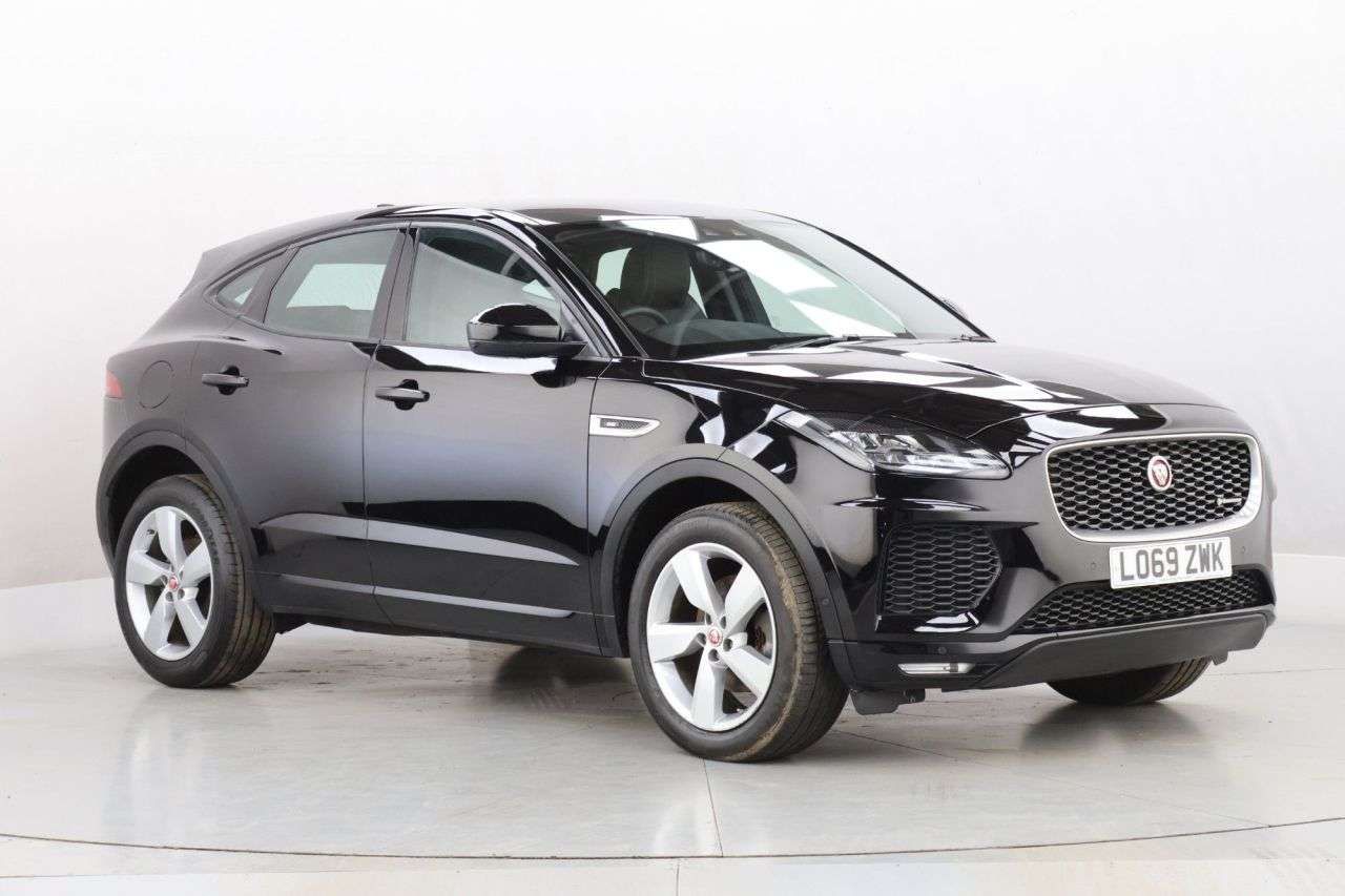 A 2020 JAGUAR E-PACE 2.0 D150 R-Dynamic SE SUV 5dr Diesel Auto AWD Euro 6 (s/s) (150 ps) A 2020 JAGUAR E-PACE 2.0 D150 R-Dynamic SE SUV 5dr Diesel Auto AWD Euro 6 (s/s) (150 ps)