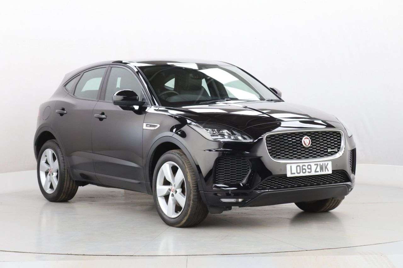 A 2020 JAGUAR E-PACE 2.0 D150 R-Dynamic SE SUV 5dr Diesel Auto AWD Euro 6 (s/s) (150 ps) A 2020 JAGUAR E-PACE 2.0 D150 R-Dynamic SE SUV 5dr Diesel Auto AWD Euro 6 (s/s) (150 ps)
