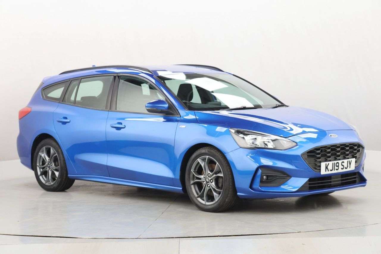A 2019 FORD FOCUS 1.5 EcoBlue ST-Line Estate 5dr Diesel Manual Euro 6 (s/s) (120 ps) A 2019 FORD FOCUS 1.5 EcoBlue ST-Line Estate 5dr Diesel Manual Euro 6 (s/s) (120 ps)