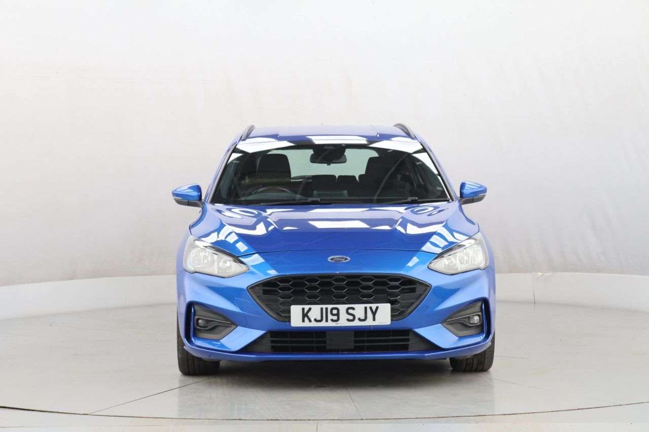 A 2019 FORD FOCUS 1.5 EcoBlue ST-Line Estate 5dr Diesel Manual Euro 6 (s/s) (120 ps) A 2019 FORD FOCUS 1.5 EcoBlue ST-Line Estate 5dr Diesel Manual Euro 6 (s/s) (120 ps)