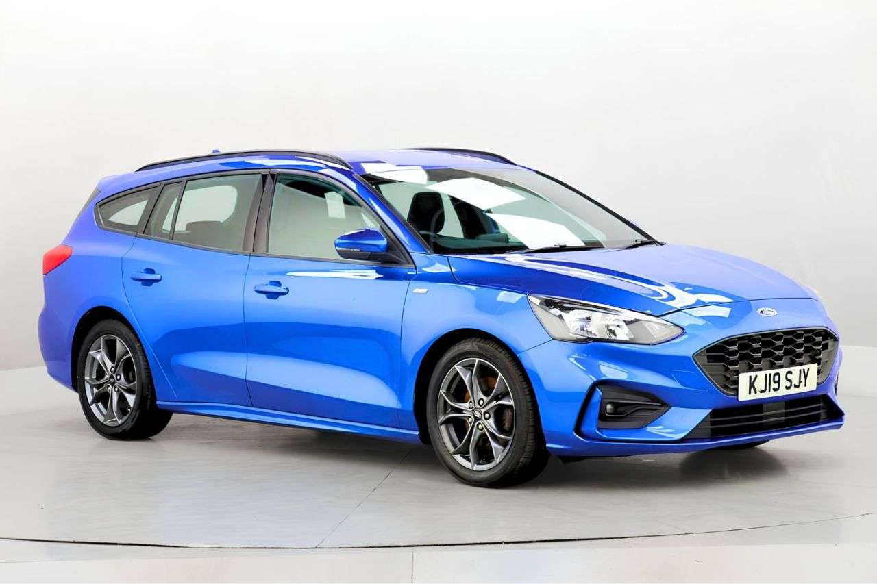 A 2019 FORD FOCUS 1.5 EcoBlue ST-Line Estate 5dr Diesel Manual Euro 6 (s/s) (120 ps) A 2019 FORD FOCUS 1.5 EcoBlue ST-Line Estate 5dr Diesel Manual Euro 6 (s/s) (120 ps)